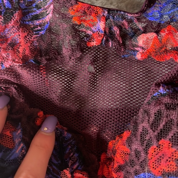 Pink bra - Picture 2 of 2